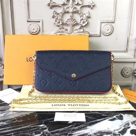 pochette louis vuitton femme rouge|louis vuitton pochette monogram.